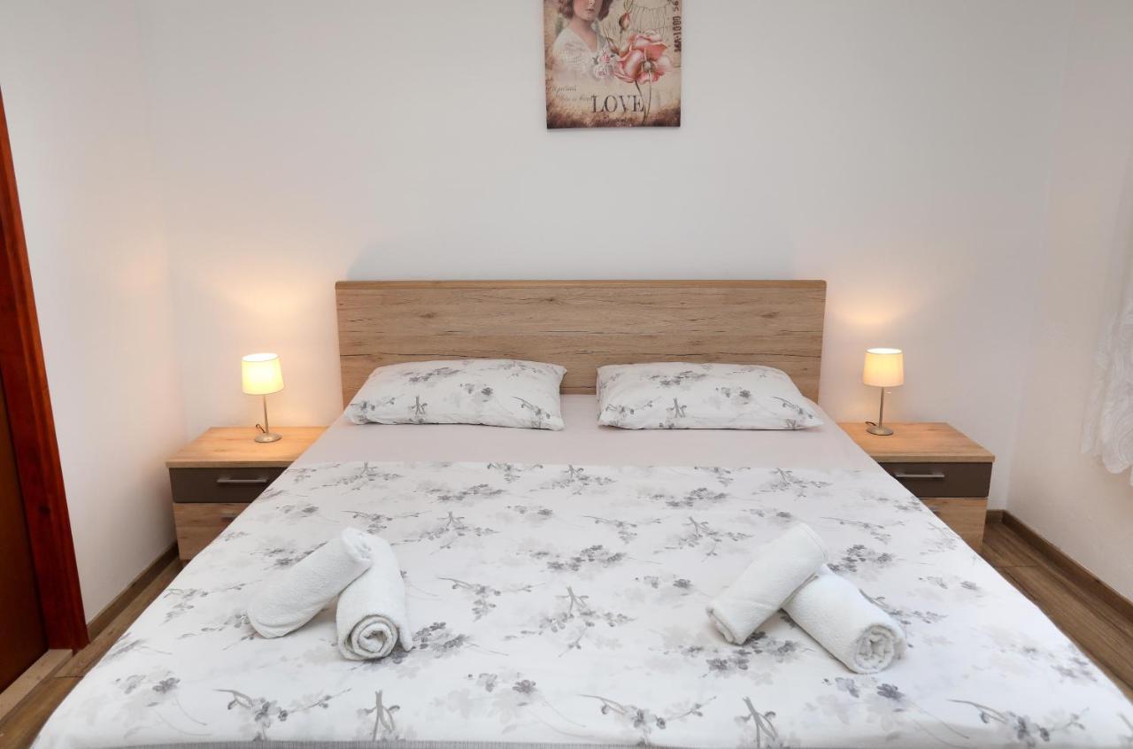 Apartman Gilan Seget Vranjica Dış mekan fotoğraf