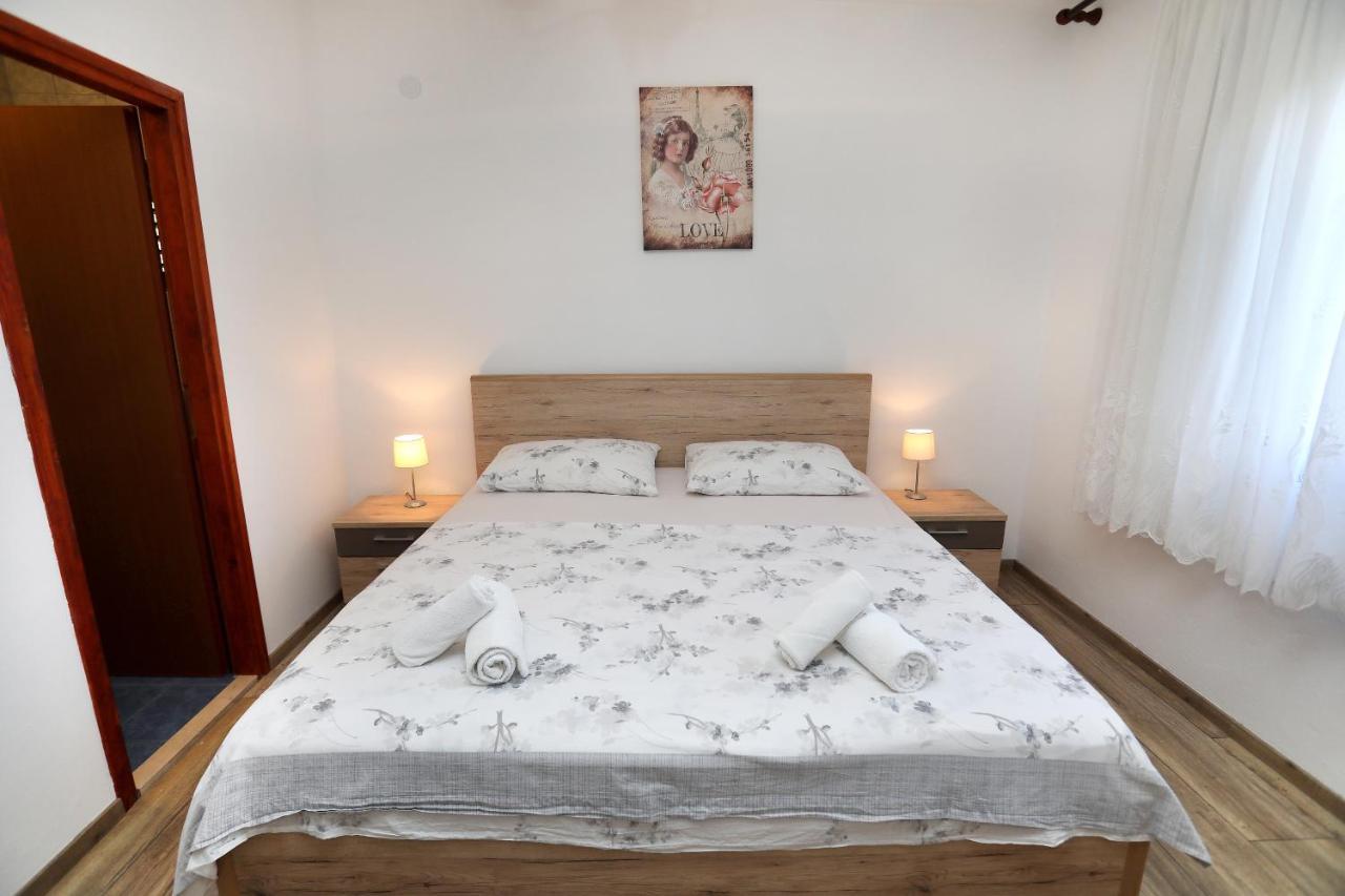 Apartman Gilan Seget Vranjica Dış mekan fotoğraf