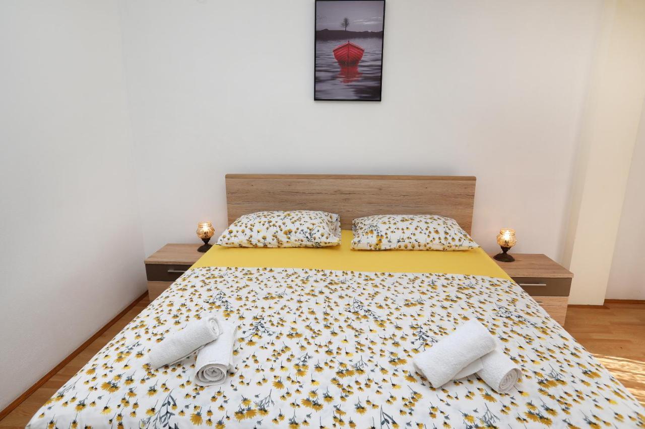Apartman Gilan Seget Vranjica Dış mekan fotoğraf