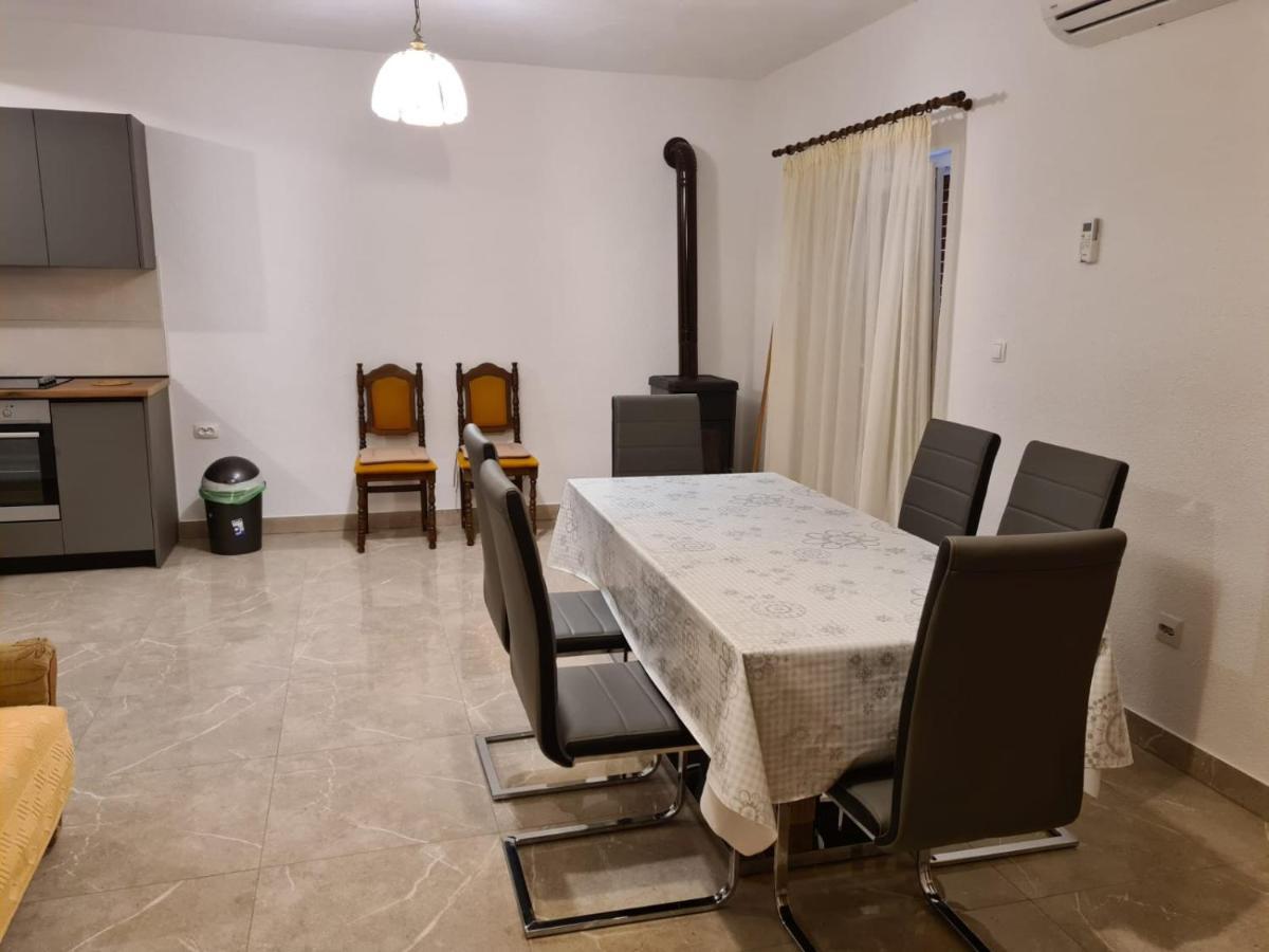 Apartman Gilan Seget Vranjica Dış mekan fotoğraf