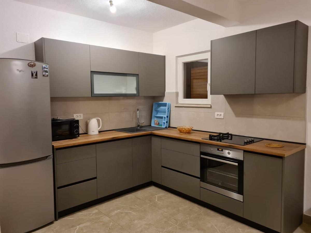Apartman Gilan Seget Vranjica Dış mekan fotoğraf